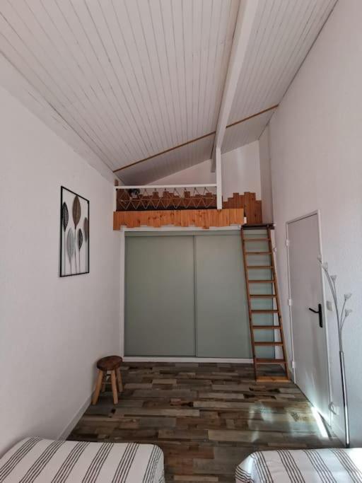 Appartement Les Pins Dans L'Eau à Carcans Extérieur photo